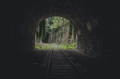 Lumière au bout du tunnel